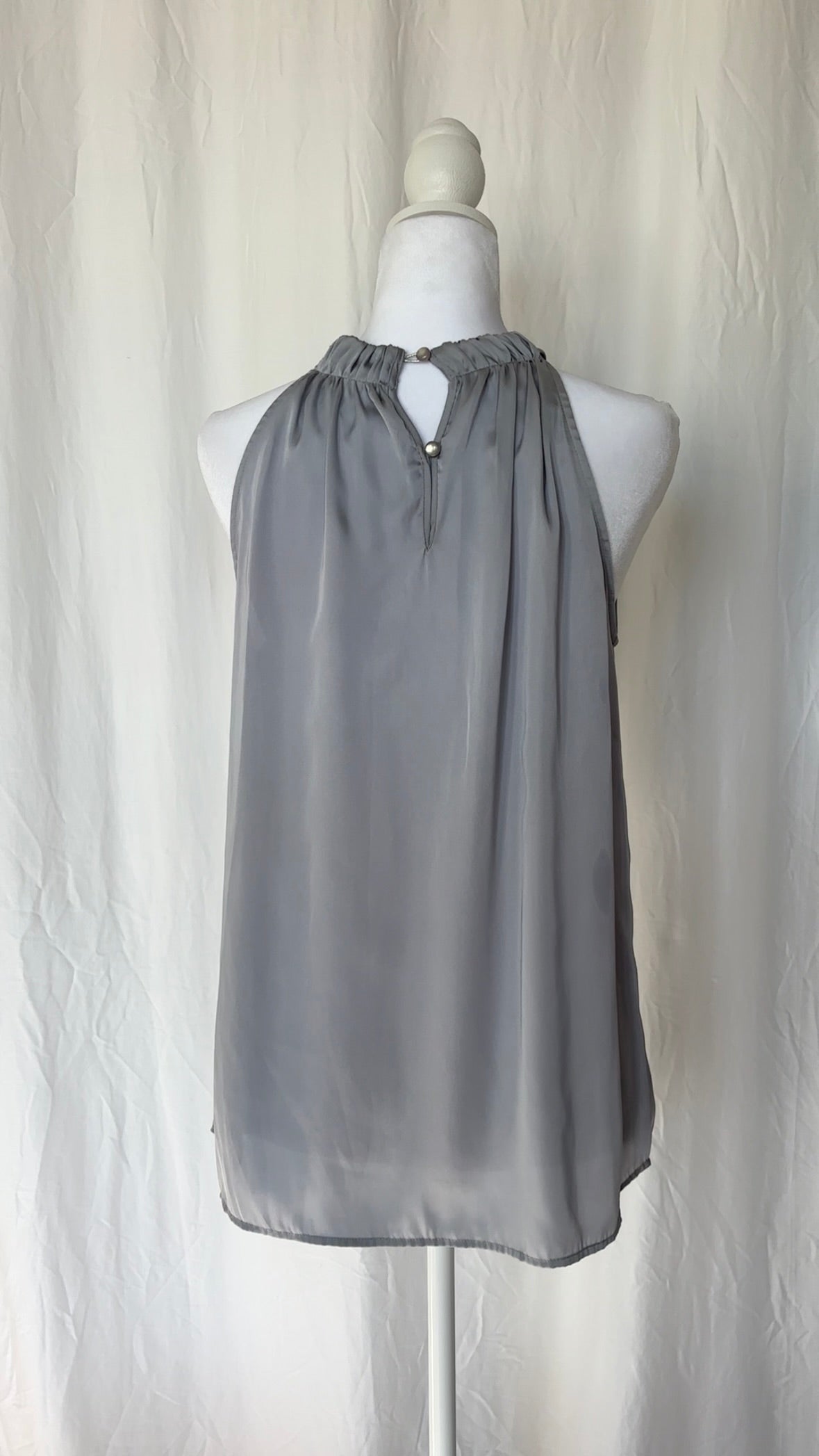 Violet & Claire Size S Ruffle Halter Top