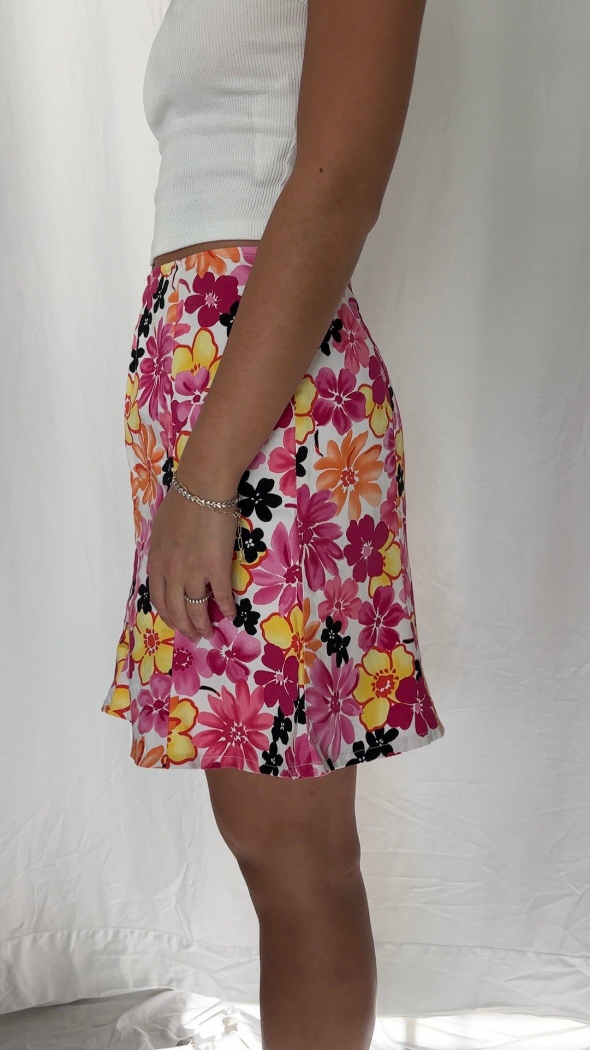 MDL New York Size S Floral Mini Skirt
