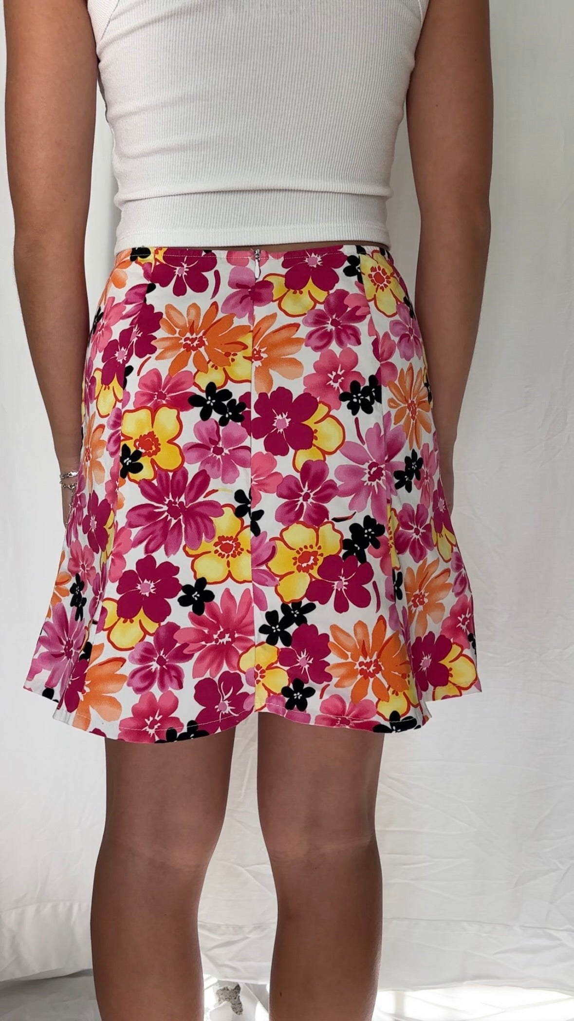MDL New York Size S Floral Mini Skirt
