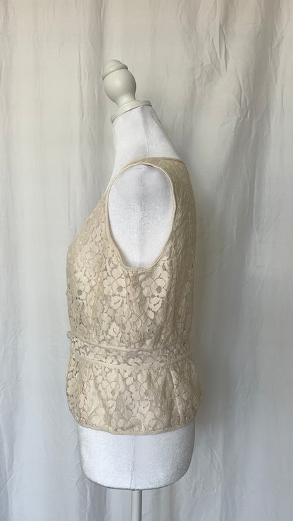 Gianni Bini Size M Lace Sleeveless Vest Top