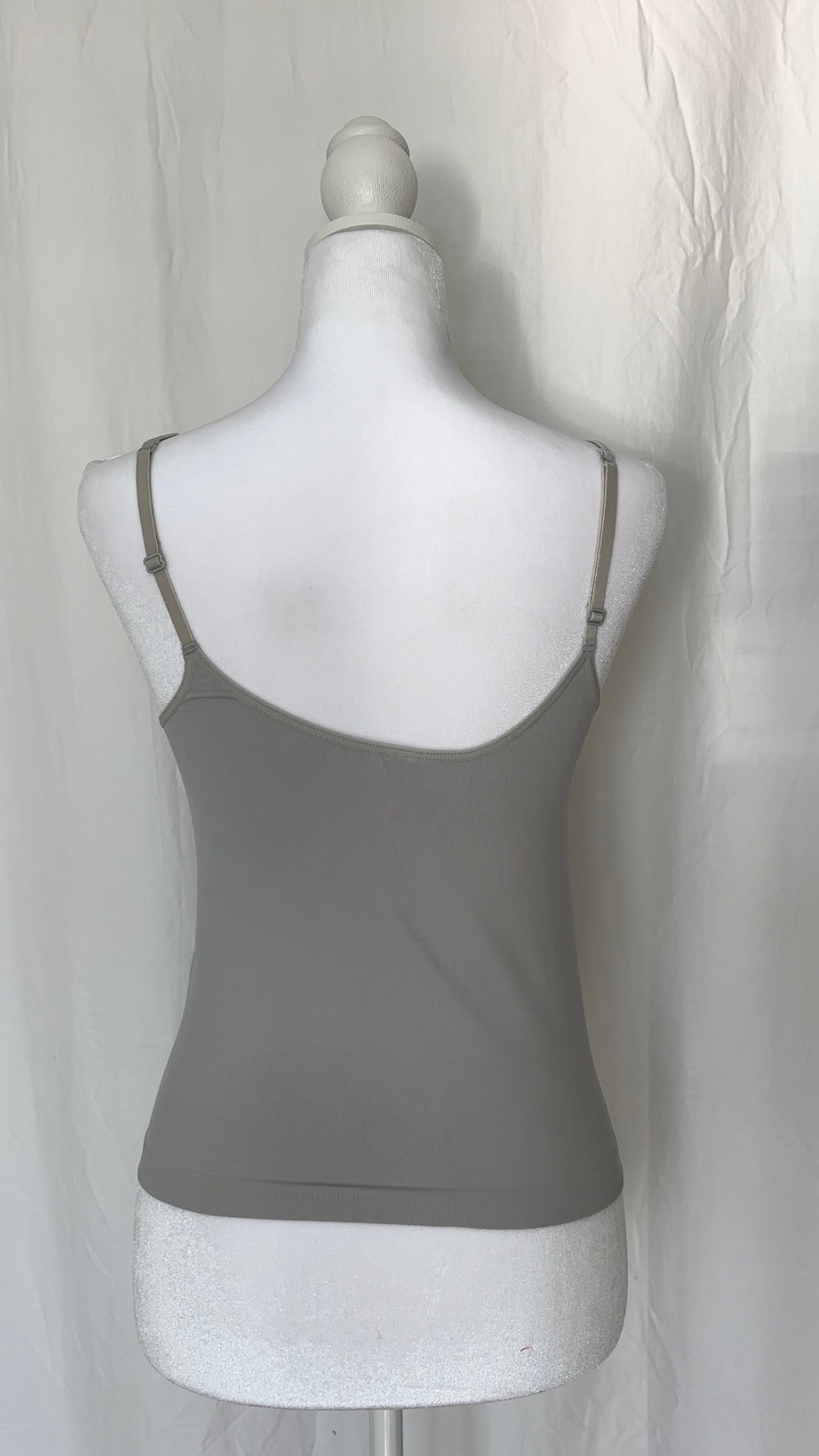 Body by Victoria Size M Silver Metallic Sleeveless Tank Top