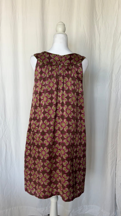 Maggy London Size M Silk Sleeveless Midi Dress