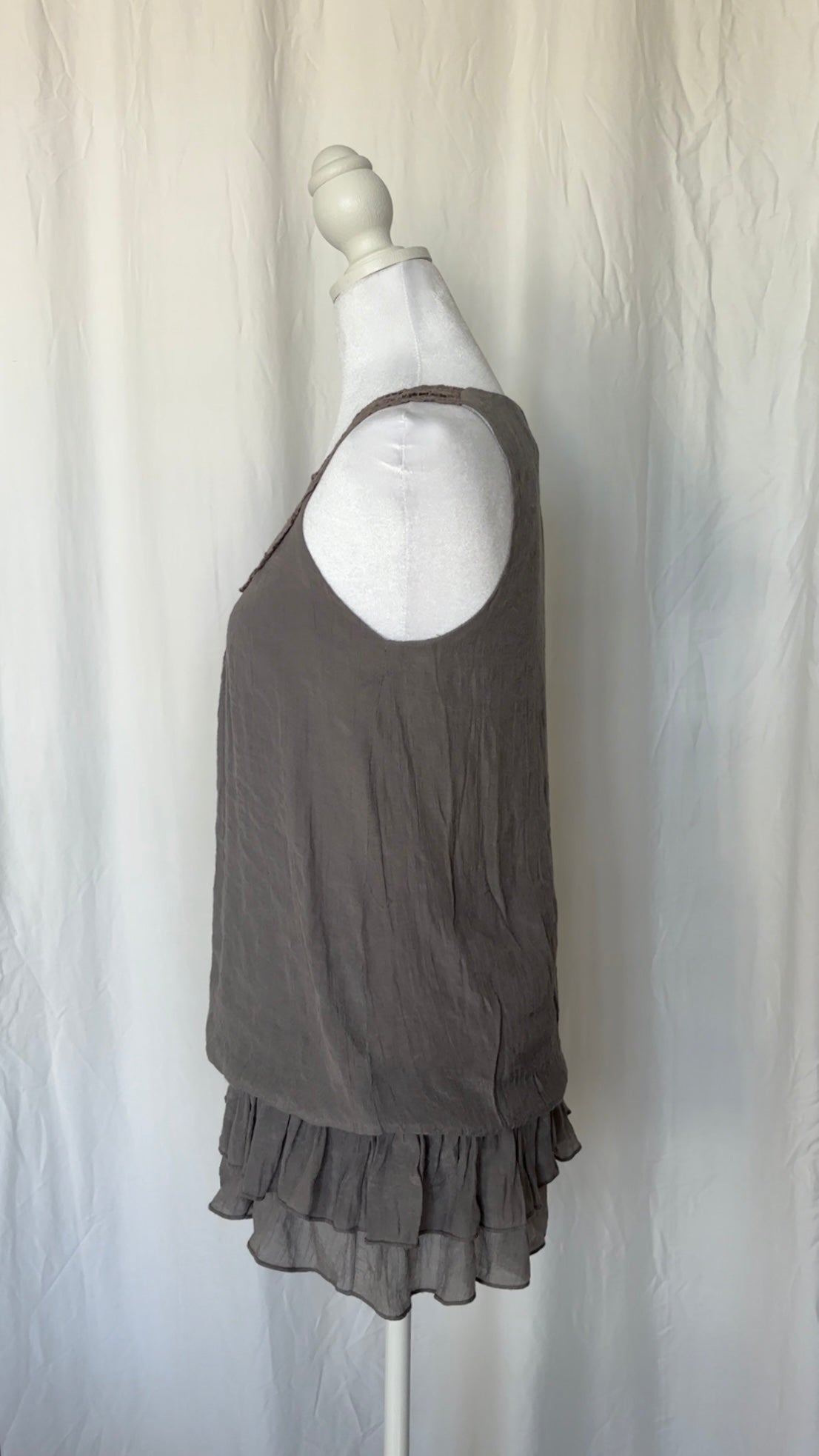 Body Center Size M Lace Peplum Sleeveless Top