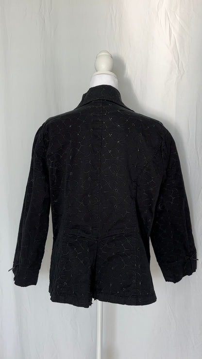 A.M.I Size XL Embroidered Floral Long Sleeve Blazer Outerwear