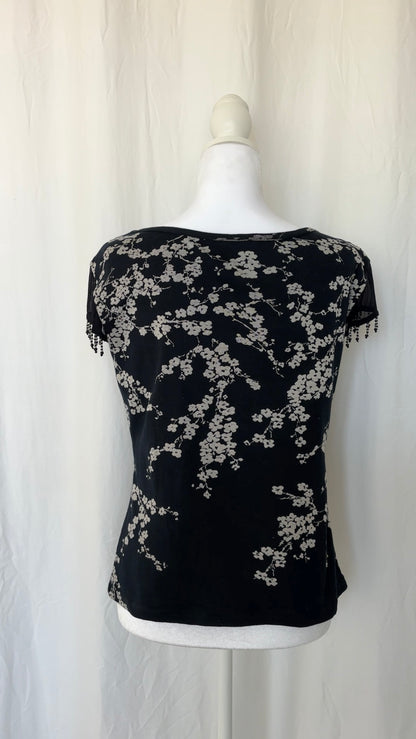 Forbidden Size M Beaded Floral Short Sleeve Top