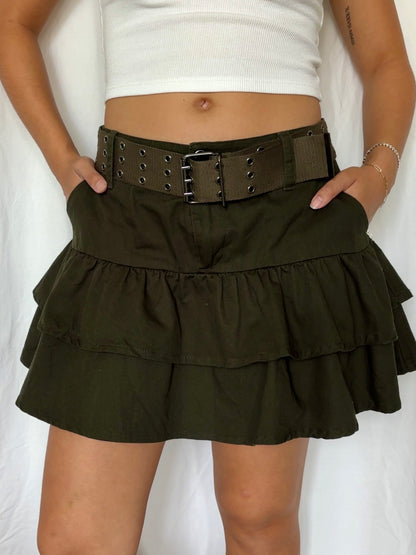 Social Collision Size L Ruffle Cargo Mini Skirt