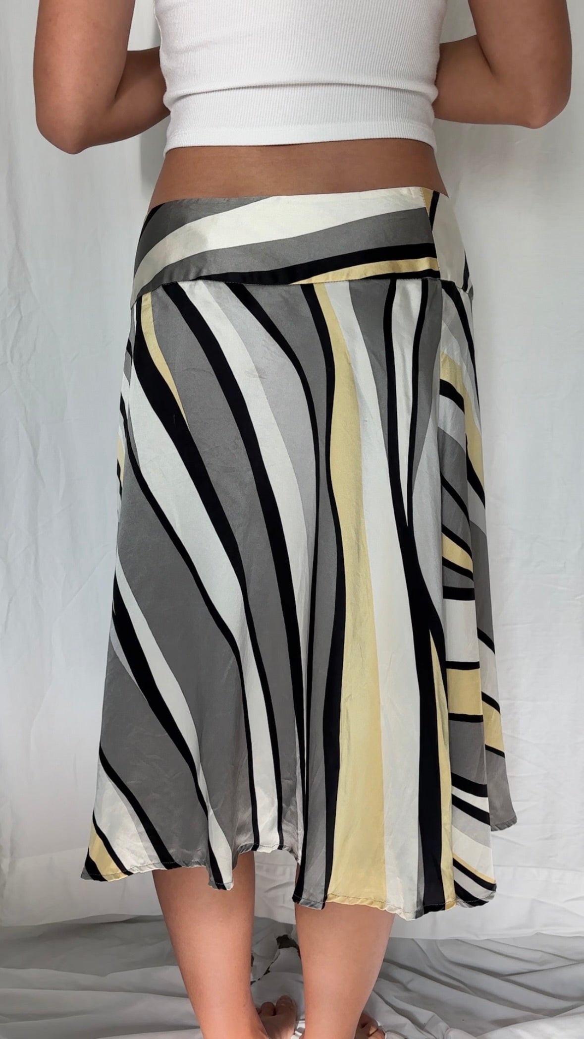 Josephine Chaus Size M Silk Striped Midi Skirt