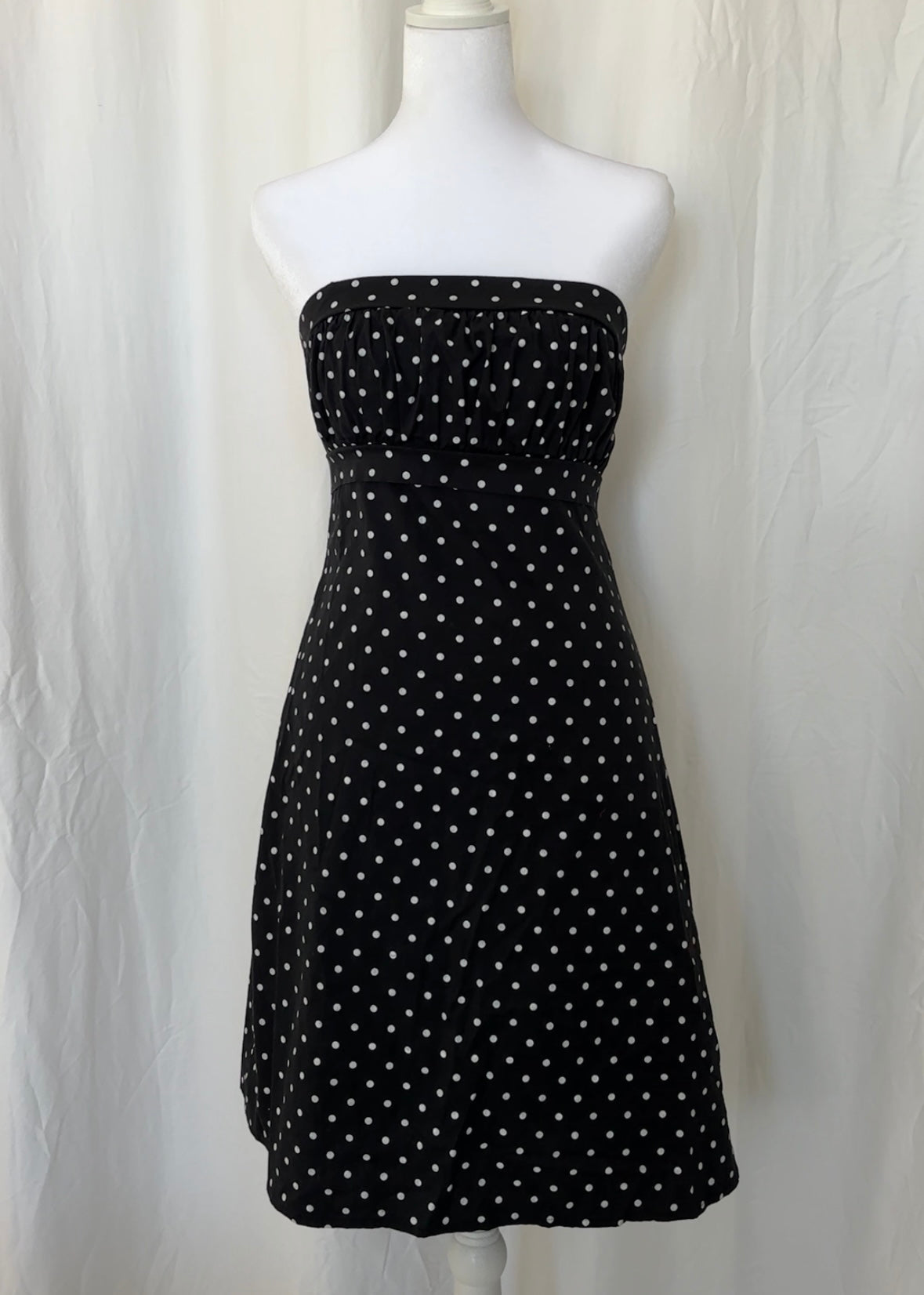 Urban Behavior Size L Polka Dot Strapless Mini Dress