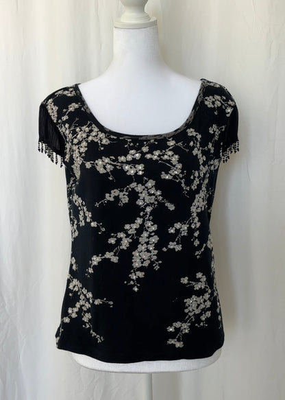 Forbidden Size M Beaded Floral Short Sleeve Top