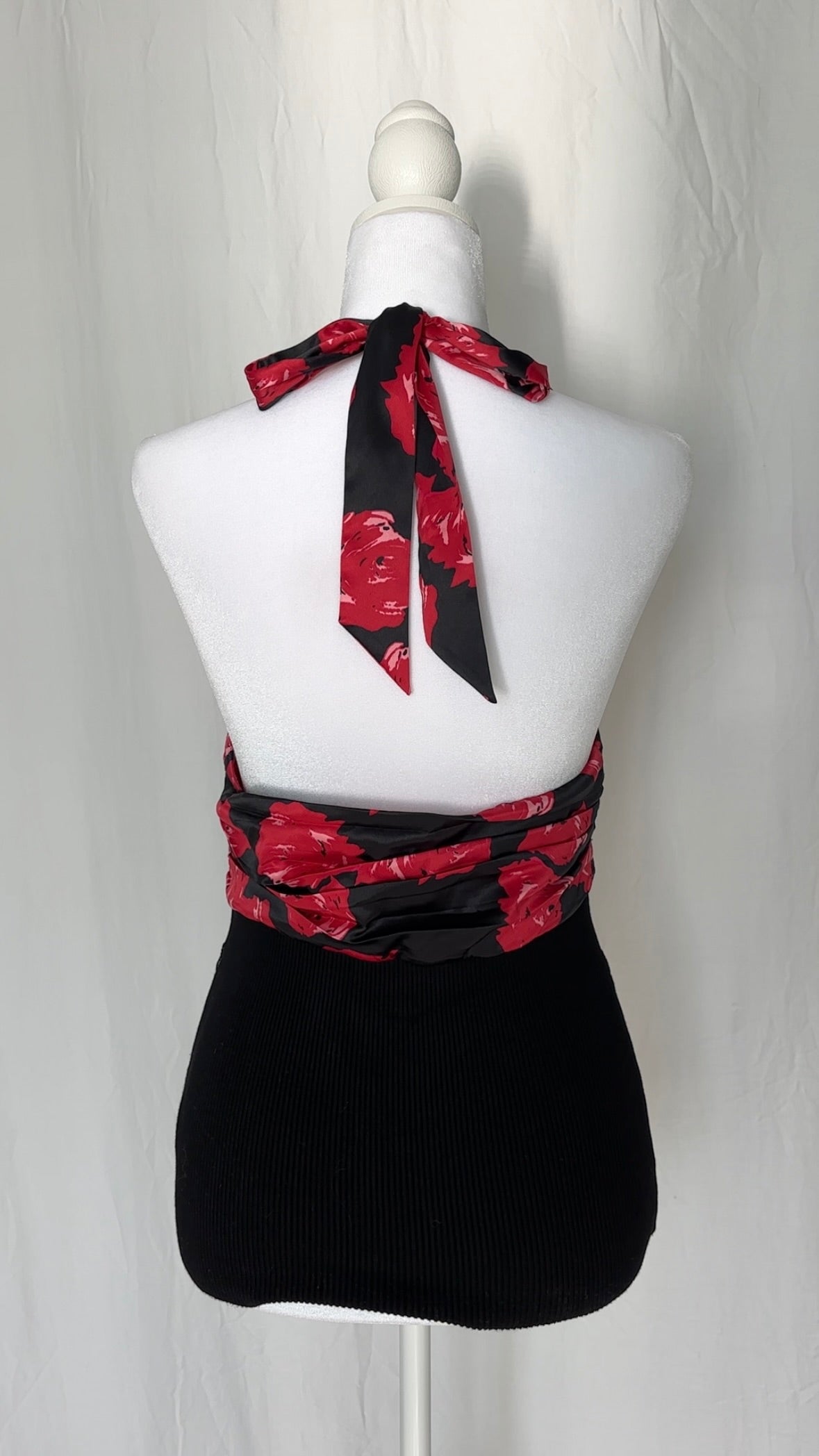 2B Bebe Size S Floral Knit Halter Top