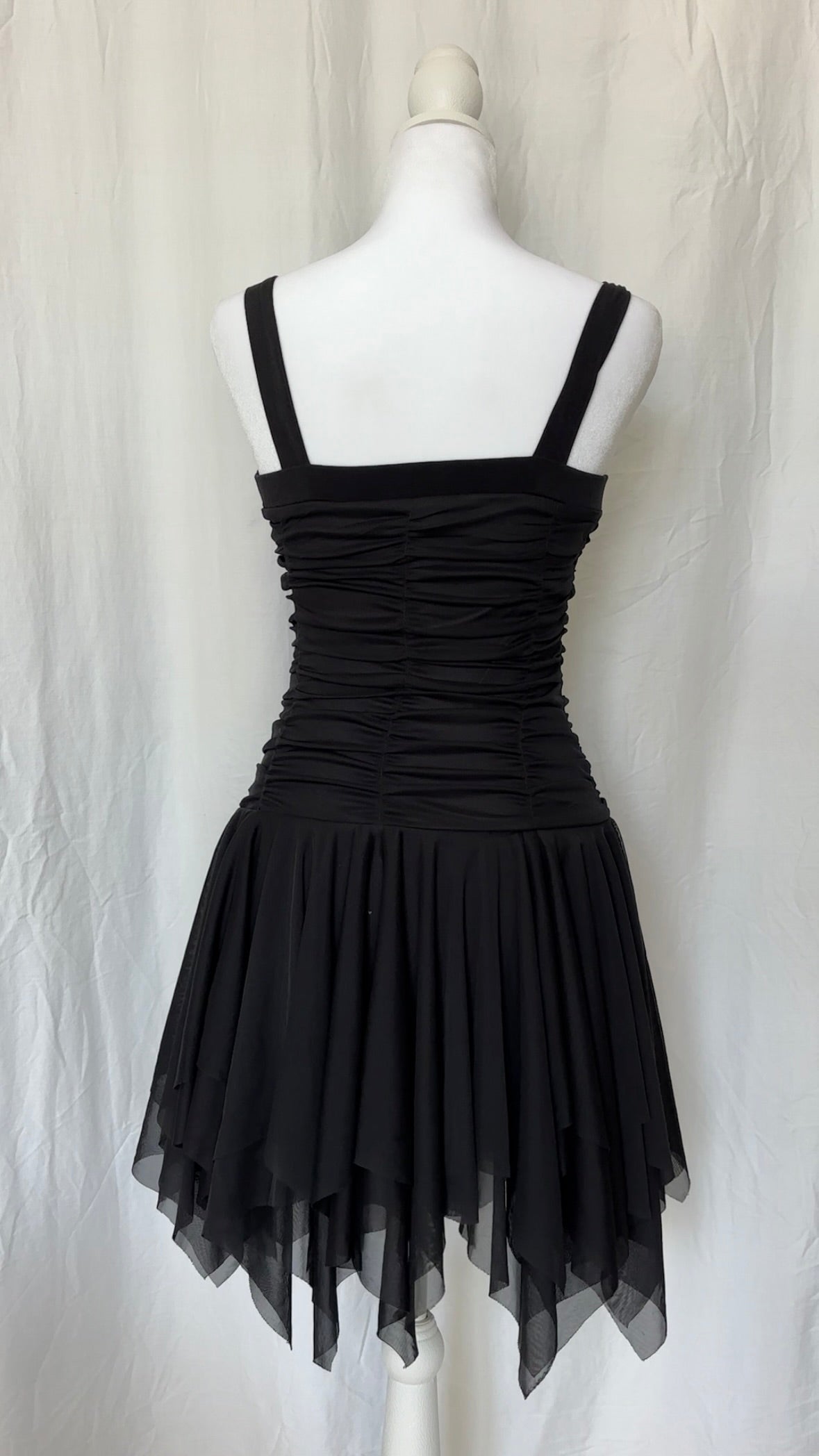 IZ Byer California Size XS Ruffle Bow Sleeveless Mini Occasions Dress