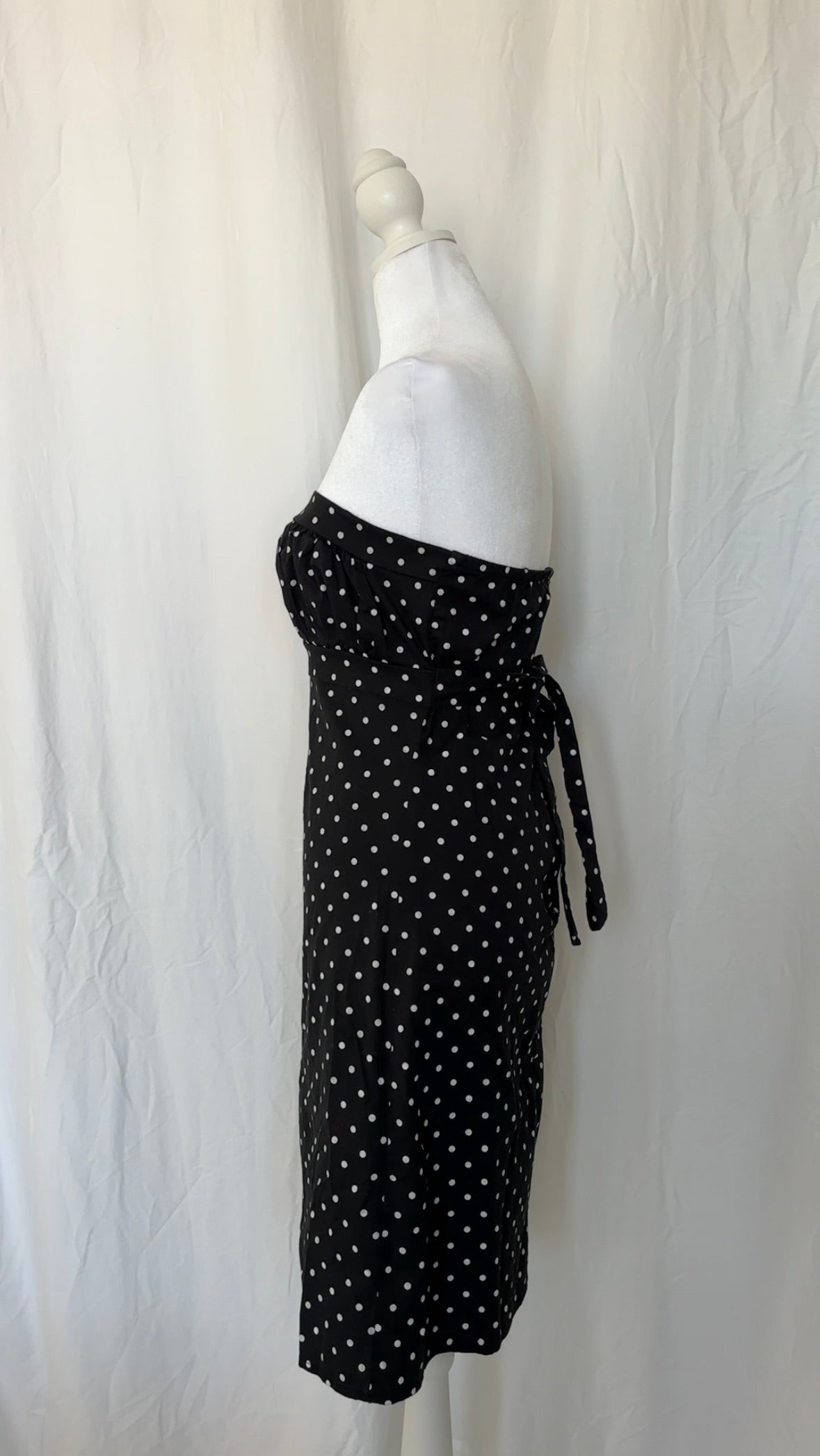 Urban Behavior Size L Polka Dot Strapless Mini Dress