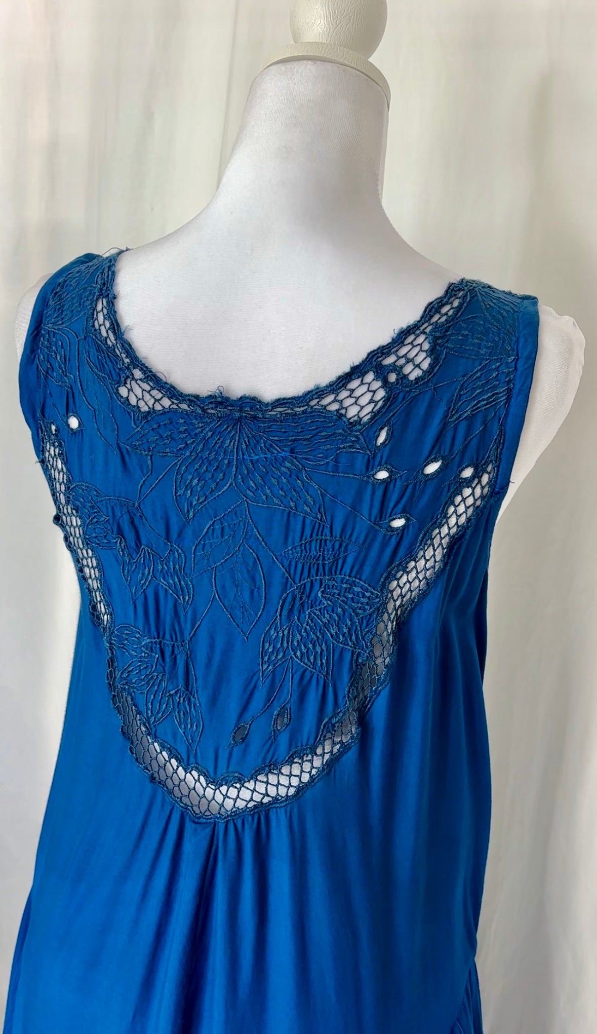Atyuga by Saatyuga Size S Lace Sleeveless Maxi Dress