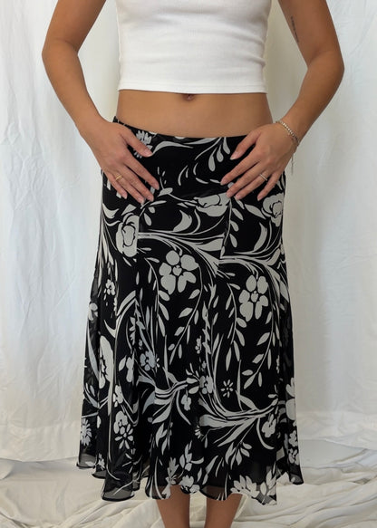 Champs Size M Floral Low Rise Midi Skirt