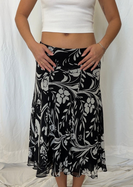 Champs Size M Floral Low Rise Midi Skirt
