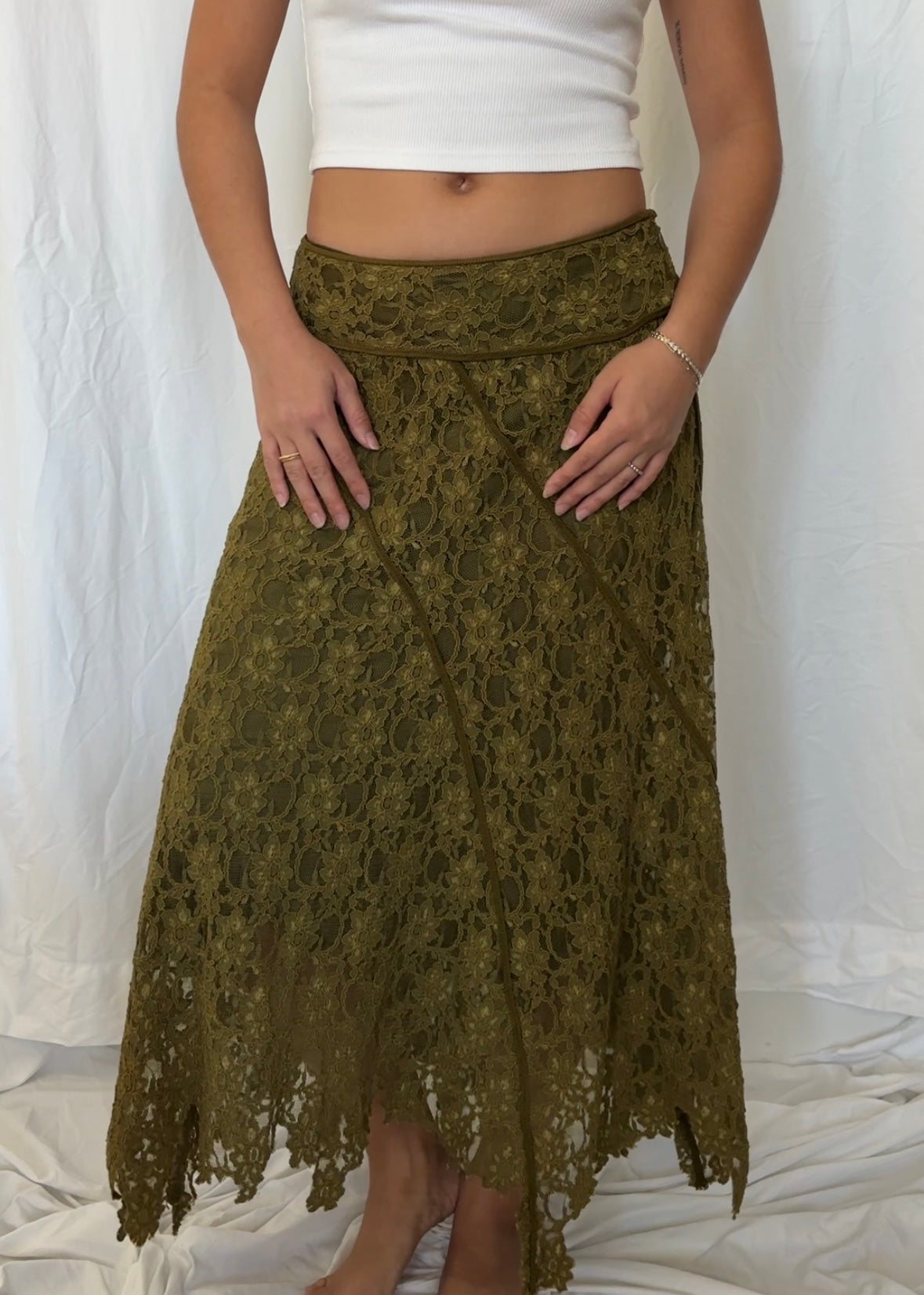 DKNY Size M Silk Lace Midi Skirt